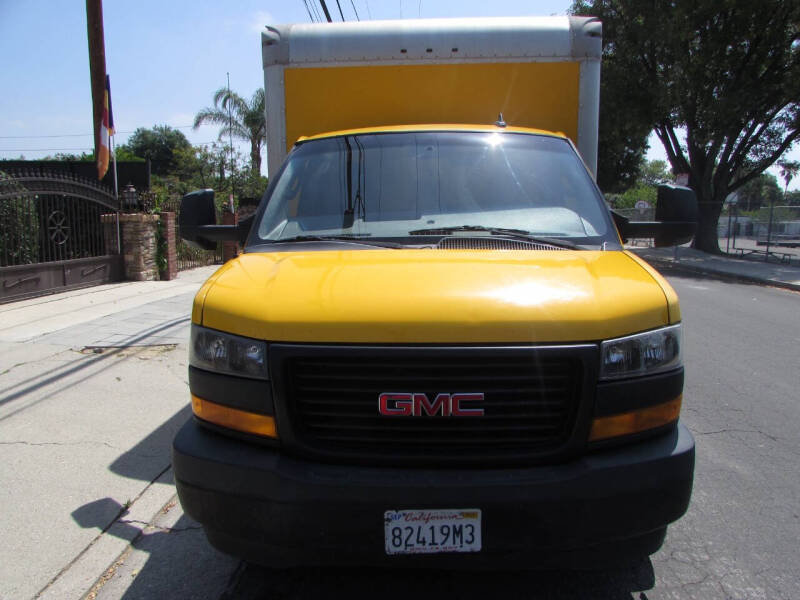 gmc savana cutaway 2018 7GZ37TCG0JN902240 image gmc savana cutaway 2018 7GZ37TCG0JN902240 image